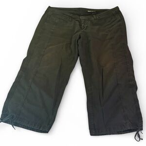 DKNY JEANS Black  Capri Pants Size 12